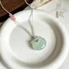 Pingente de cadeado pequeno de calcedônia gelo, pingente de ágata cadeado Ruyi rosa e branco, colar de corda trançada estilo chinês, joias de corrente para clavícula