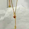 Popular Colgante Retro Corazón de Piedra Roja Estrella y Luna Collar Pequeño Cadena para Clavícula Única y de Nicho Envío Directo