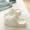Moda Nicho Criativa Estrela Água-viva DIY Crocs Roupa de Verão para o Trabalho EVA Birkenstock Sandálias Fechadas Femininas