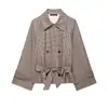 Venta al por mayor Otoño 2026 Nuevo Estilo Europeo Ropa de Mujer Cuadros Cordones Holgada Casual Chaqueta 26725