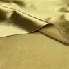 Tejido de satén elástico, grueso y brillante con una caída suave, que presenta un efecto reluciente de seda artificial, adecuado para disfraces de baile y ropa formal.