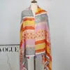 Moda Nuevo Chal con Hebilla de Hilo de Bali y Borlas para Mujer, Sesión de Fotos de Viaje Estilo Étnico, Chal Exterior Elegante al por Mayor