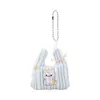 Colgante de bolso pequeño bordado a rayas de dibujos animados, linda decoración de mochila para niñas, llavero de juguete de moda, venta al por mayor de regalos pequeños