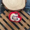 Lindo Broche de Peluche Kt Manzana Roja Decoración de Bolsa Hellokt Muñeco Pinza de Ropa de Dibujos Animados Ins