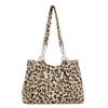 Bolso de Hombro con Cadena, Bolso de Axila, Nuevo Estilo para Viajes 2025, Lujo Ligero, Gran Capacidad, Bolso de Mano Tote para Mujer, Casual de Invierno Estampado de Leopardo
