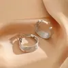 Anillo abierto multicapa de lujo ligero, estilo europeo y americano, diseño versátil y único, moderno y elegante, tamaño ajustable, anillo brillante para mujer