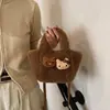 Bolsa Pequeña de Felpa para Primavera para Mujer 2026 Nuevo Estilo Coreano Dulce Bolso de Mano de Felpa Ligero y Esponjoso Bolso Cubo