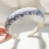 Diadema Pequeña Fragante Estampada en Relieve para Mujer Estilo Coreano Romántica de Encaje Elevadora Parte Superior Craneal Diadema Tridimensional Accesorios para el Cabello Bordados Japoneses y Coreanos
