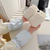 Mangas mujer otoño e invierno chaqueta de plumas especial anti-manchas y resistente a la suciedad trabajo corto protectores de brazo perla moda adulta estilo extranjero versátil