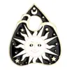 Insignias navideñas de dibujos animados transfronterizas, gato, bruja, calavera, danza del león, broches divertidos de aleación, pines para ropa, venta al por mayor del fabricante