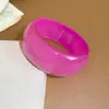 Pulsera Geométrica Irregular de Resina Minimalista Transfronteriza Europea y Americana con Diseño Único, Lujo Ligero y Sensación de Alta Gama