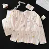 Pijama Infantil Feminino Primavera e Outono Manga Longa Cardigã Fino para Crianças de Tamanho Médio e Grande Conjunto de Ar Condicionado Desenho Roupa de Casa Feminina Conjunto de Duas Peças Verão