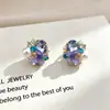 Brincos de Borboleta de Cristal Iridescente Tridimensional de Alta Qualidade, Brincos de Moda com Zircônia e Pérola, Brincos de Luxo Leve de Personalidade Nicho para Mulheres