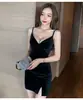 Vestido de Tirantes de Alta Gama 2026 para Mujer, Ropa Interior, Corte Ajustado para Figuras Pequeñas, Vestido Bodycon Sexy con Escote en V Profundo