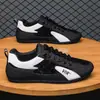 Sapatos de dirigir masculinos primavera sapatos masculinos moda tudo combina tênis casual cano baixo leve fácil de calçar ervilhas moda
