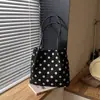 Nova Bolsa Feminina de Outono com Bolinhas 2026, Bolsa de Ombro de Camurça de Grande Capacidade, Sacola Estilo Coreano, Bolsa Versátil de Veludo para o Dia a Dia