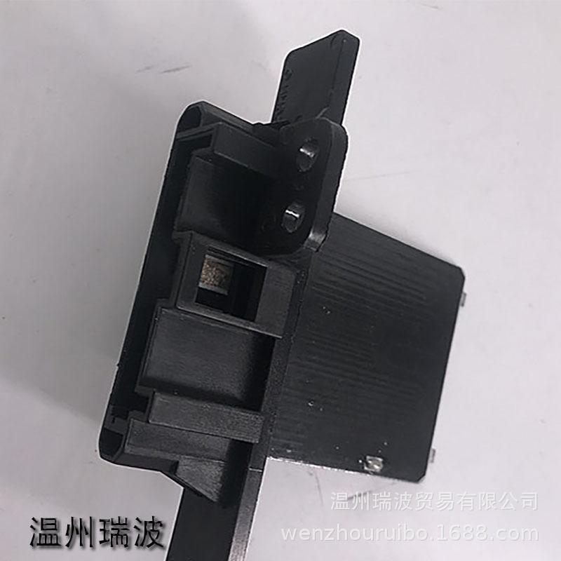 8316107377_520658180 拷贝