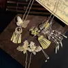 Pasador de Pelo Dorado Estilo Antiguo con Borla de Mariposa Nuevo Estilo Chino Pasador de Pasos Oscilantes Accesorios Estilo Nacional Hanfu Tocados para Fotos de Novia