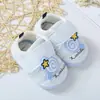 [Venta al por mayor en stock] zapatos nuevos para bebé y niño pequeño con suela de goma blanda para niños y niñas, zapatos de primavera y otoño antideslizantes, 0-1 años
