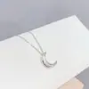 Versión coreana del collar de luna de diseño exclusivo para mujer, cadena para la clavícula de moda, temperamento simple, estilo frío, joyería Joker al por mayor