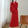 Nuevo Conjunto de Dos Piezas para Otoño/Invierno 2026 para Mujer, Cardigan de Punto 100% Lana con Solapas, Manga Larga, Huecos, Falda Larga