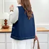 Ropa especial para mujer de talla grande, nuevo estilo de principios de otoño, simple y versátil, chaleco cárdigan exterior de mezclilla con bolsillo bordado 0847
