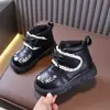 Botas para Niña 2026 Primavera y Otoño Nuevo Estilo Botas de Piel para Niños Bebé Suela Suave Moda para Exteriores Elegante Estilo Princesa