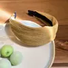 Diadema ancha de tela plisada con un diseño fresco y sencillo, versátil para estilos de coronilla alta, añade un toque de elegancia, adecuada para salir, un accesorio para el cabello para sujetar el cabello