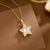 Collar Colgante de Estrella de Cinco Puntas Microincrustada de Zirconia Popular Europeo y Americano, Exquisito Diseño de Nicho, Cadena para Clavícula para Mujeres, Joyería de Acero Inoxidable de Moda