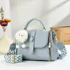 Bolso de Mano Cuadrado Pequeño con Correa Ancha Elegante Transfronterizo Nuevo de Moda Simple Versátil Moda Bolso Pequeño de Hombro Cruzado para Mujer