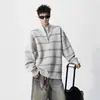 Suéter tejido a rayas retro con cuello alto y patchwork para hombre, suéter casual holgado estilo americano de otoño, chaqueta versátil de punto abierto holgada