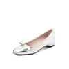 Estilo europeo~Versión de piel de vaca Lazo Punta redonda Estilo de noche Planos 2026 Otoño Estampado de leopardo Temperamento Slip-on Zapatos de mujer