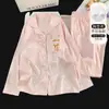 Conjunto de Dos Piezas Jacquard de Seda Hielo de Lujo para Mujer con Mangas Largas y Copas en el Pecho, Suave y Liso, Adecuado para Usar en Casa y al Aire Libre