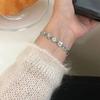 Pulsera coreana de nueva llegada de hombre de jengibre oso personaje de dibujos animados para mujer estilo frío Ins lujo ligero nicho pulsera joyería para mujer