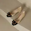 Couro Completo por Dentro e por Fora, Salto Médio Estilo Chanel Sapatos Femininos Quadrados Primavera 2026, Sapatos Color Block de Couro Genuíno com Fivela Quadrada, Sapatos de Trabalho