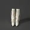 Botas altas de punta con tachuelas de estilo retro de moda para mujer, nueva colección 2026, botas western que realzan la altura, botas de montar marrones con flecos