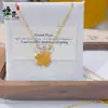 Loja de Ouro Mesmo Estilo Moeda Dólar Banhada a Ouro Cristal de Gelo Caractere da Sorte Cavalo Colar, Corrente Delicada para Clavícula, Elegante e Requintado, Presente para Namorada
