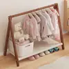 Perchero de pie de madera maciza para niños, perchero para dormitorio, estante simple de madera para almacenamiento de ropa en casa para bebés