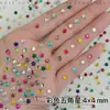 Pedras Strass de Fundo Plano Flor de Ameixa para Nail Art, Pequenas Flores Coloridas Brilhantes Decorações de Unhas, Unhas Brancas e Rosas, Strass K9 Atacado