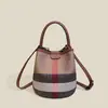 Bolso Cubo de Cuadros Nuevo 2025 para Mujer, Bolso de Mano, Bolso de Hombro, Bolso Cruzado, Bolso Versátil de Moda para el Trabajo con un Toque de Lujo, Estilo de Nicho