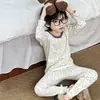 Pijama infantil A-class set, estilo otoño e invierno, algodón puro Lycra sin costuras, pijamas para niños y niñas, tops y pantalones de otoño, ropa para casa