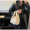 Bolso de Mano para Mujer Estilo Coreano Nuevo Moda Otoño e Invierno Estampado Leopardo Lazo Versátil de Muñeca Bolso para el Trabajo y el Almuerzo