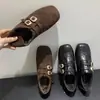 Aumento Interno Moda Retro Punta Cuadrada Más Terciopelo Zapatos Planos Mocasines 2025 Invierno Estilo Brogue Pequeños Zapatos de Cuero Británicos para Mujer