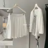 Conjunto Leve de Ballet para o Verão: Cardigã de Seda Lyocell/Saia Evasê de Linho com Ácido Acético/Top de Alça