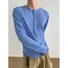 Camiseta de manga larga Lyocell con cuello Henley para hombre, para principios de otoño, estilo "old money", corte ajustado, marca de moda, venta al por mayor de fábrica transfronteriza