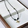Nueva Cadena de Suéter Estilo Chino Ágata Espinela Negra Collar de Alta Gama Collar de Cruz con Cuentas Hecho a Mano de Acero de Titanio para Mujeres