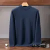 Suéter de cachemira 2026 otoño/invierno nuevo suéter de punto para hombre de cuello alto medio casual de negocios para mediana edad capa base de doble hilo