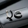 Brincos de Argola Cruzados de Zircônia Transfronteiriços para Homens, Brincos de Argola Lisos, Presilhas de Orelha de Raio, Pingentes de Orelha, Acessórios de Orelha para Mulheres, Amostra de Live do TikTok
