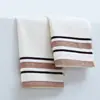 Toalla Cuadrada de Algodón Puro para el Hogar Engrosada y Suave 32 Hilos Toalla Facial para Niños Logo Bordado Fabricante Venta al por Mayor Toalla Cuadrada de Algodón