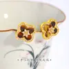 Tienda de Oro Mismo Estilo Chapado en Oro Incrustado de Diamantes Piedra Ojo de Tigre Trébol de Cuatro Hojas Conjunto de Collar, Pulsera y Aretes, Lujo Ligero, Sensación de Gama Alta, Versátil